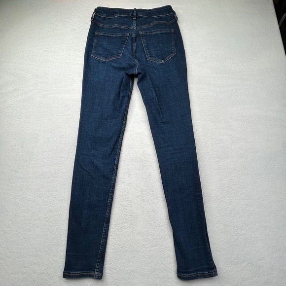 Old Navy Women Extra High-Waisted Rockstar 360 Stretch Super-Skinny Jeans Size 2 - Picture 15 of 16